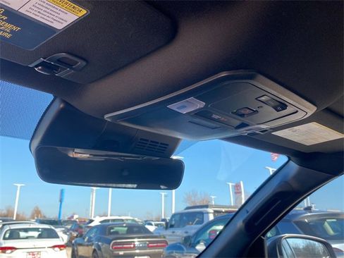 Used 2025 Toyota Tacoma SR5 image 30