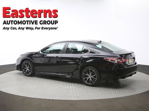 Used 2024 Toyota Camry SE image 61