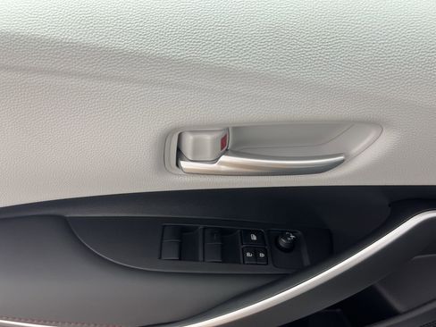 Used 2024 Toyota Corolla SE FWD image 16