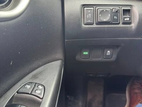 Used 2019 Nissan Sentra SV FWD image 16