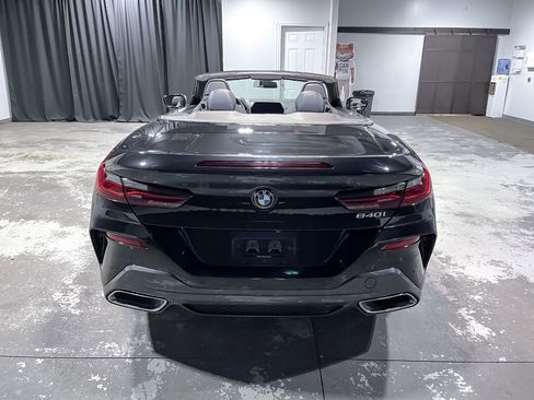 Used 2022 BMW 840i Convertible w/ Driving Assistance Package image 39