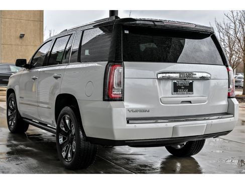 Used 2019 GMC Yukon Denali w/ Denali Ultimate Package AWD/4WD image 6