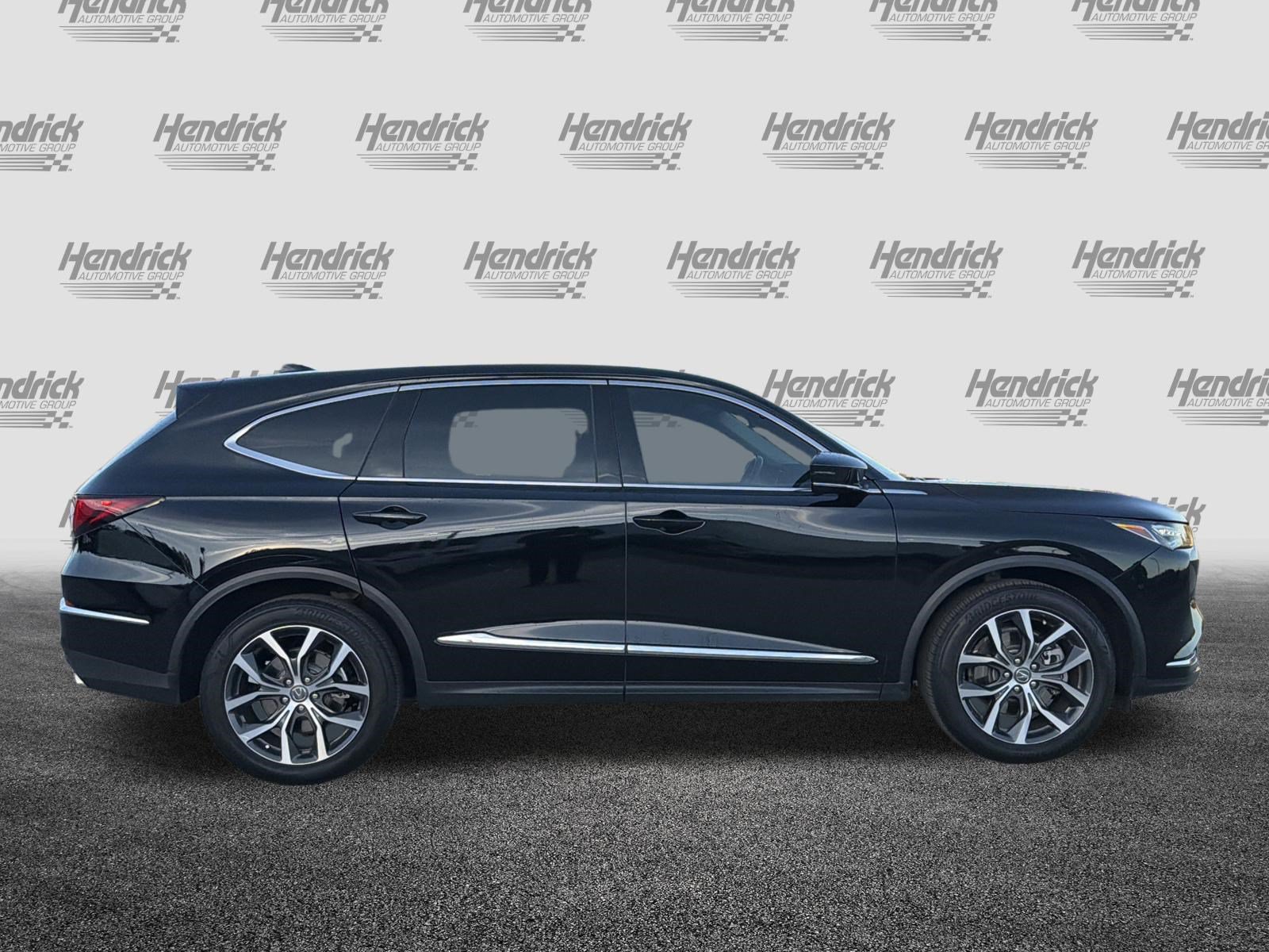 Used 2024 Acura MDX w/ Technology Package AWD/4WD image 11