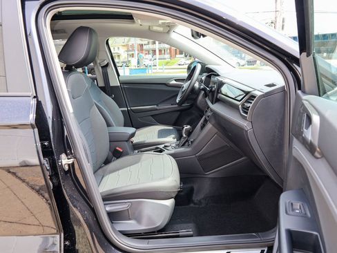 New 2026 Volkswagen Taos SE AWD/4WD image 27