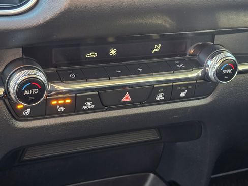 Used 2021 MAZDA CX-30 2.5 Turbo w/ Premium Package image 16