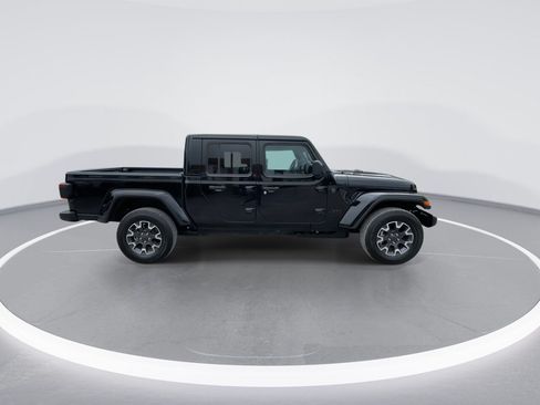 Used 2026 Jeep Gladiator Sport AWD/4WD image 23