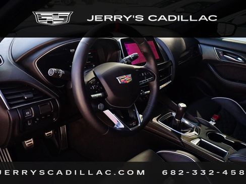 Used 2024 Cadillac CT5 V Blackwing w/ Carbon Fiber Package 2 RWD image 21