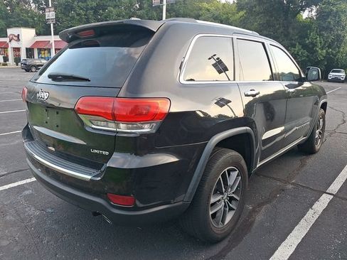 Used 2017 Jeep Grand Cherokee Limited AWD/4WD image 8