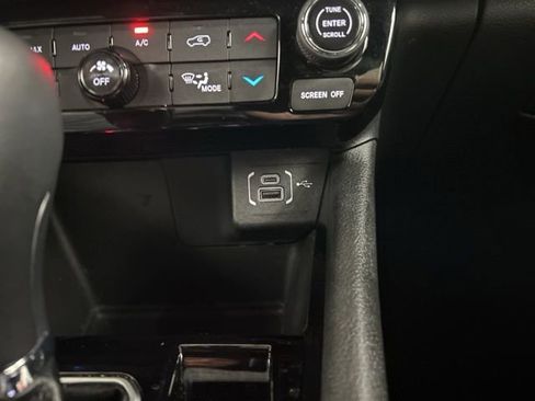 Used 2025 Jeep Compass Limited AWD/4WD image 20