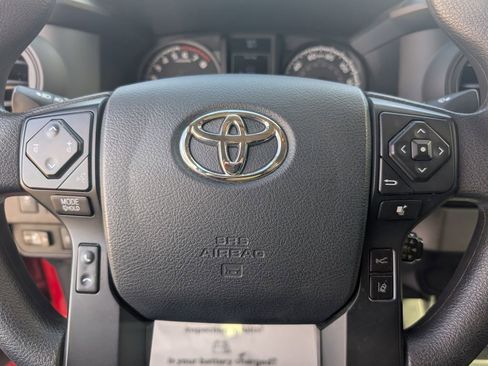 Used 2020 Toyota Tacoma SR w/ SR Convenience Package image 20