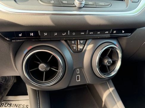 Used 2024 Chevrolet Blazer LT w/ Driver Confidence Package image 27