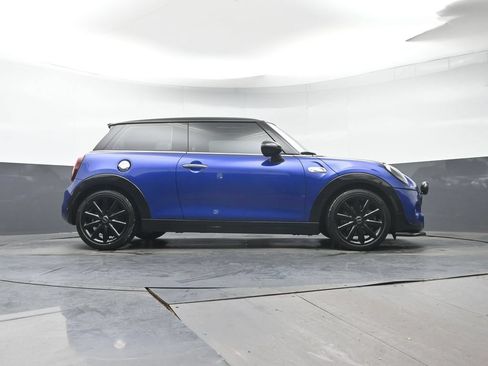 Used 2019 MINI Cooper S FWD image 32
