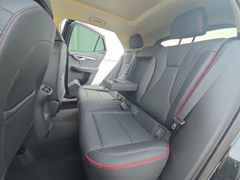 Used 2023 Buick Envision Essence w/ Sport Touring Package AWD/4WD image 23