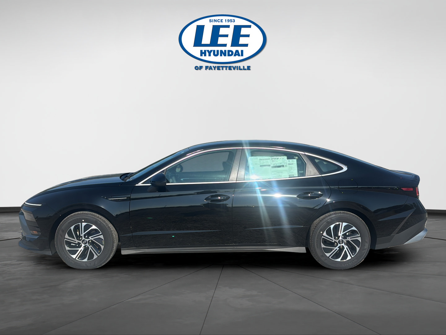 New 2026 Hyundai Sonata Blue FWD image 3