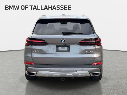 Used 2025 BMW X5 xDrive40i w/ Parking Assistance Package AWD/4WD image 6