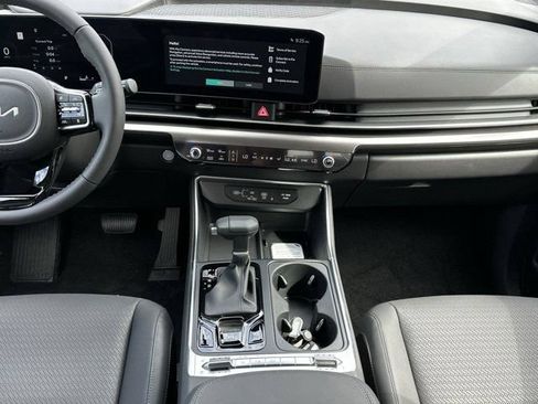 New 2026 Kia Carnival SX Prestige FWD image 13