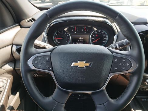 Used 2023 Chevrolet Traverse LT FWD image 27