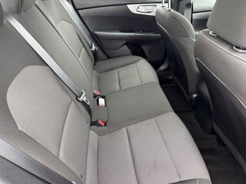 Used 2024 Kia Forte LXS image 9