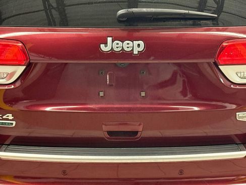 Used 2016 Jeep Grand Cherokee Summit w/ Platinum Series Group AWD/4WD image 11