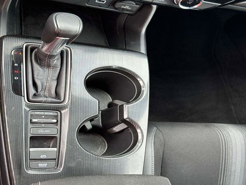 Certified 2024 Honda Civic Sport image 24