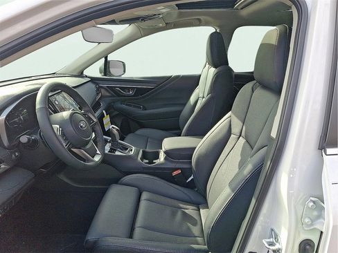New 2025 Subaru Outback Limited image 10