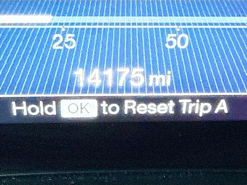 Certified 2024 Maserati Grecale GT image 41