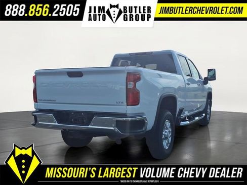 Used 2024 Chevrolet Silverado 2500 LTZ w/ LTZ Plus Package AWD/4WD image 23