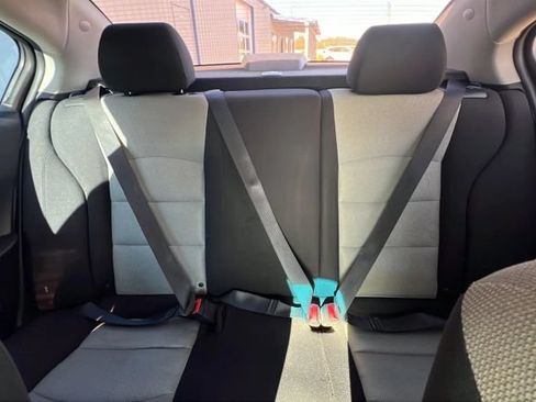 Used 2016 Chevrolet Cruze LS FWD image 16