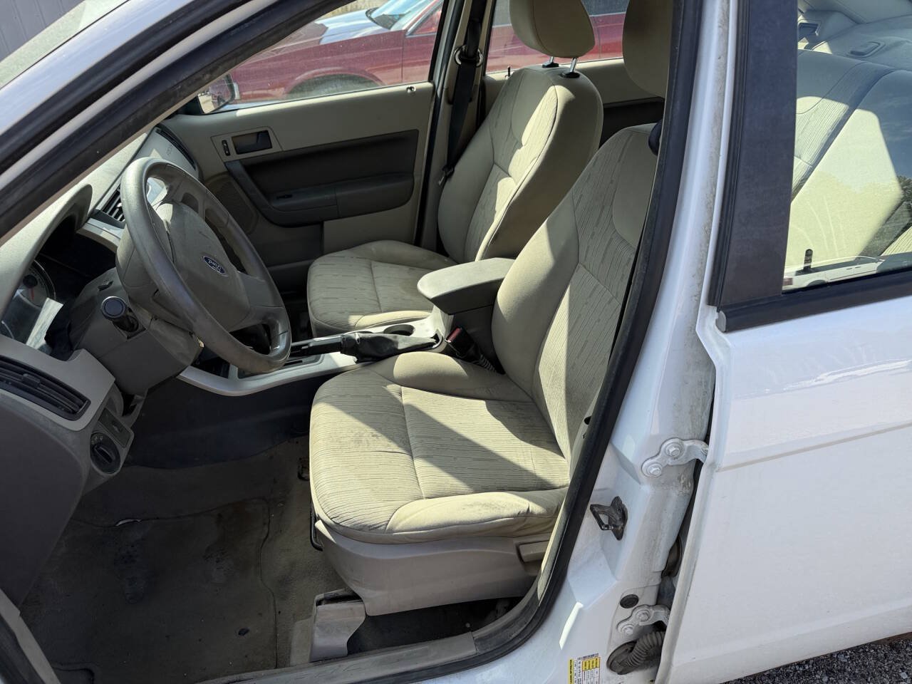 Used 2008 Ford Focus SES FWD image 19