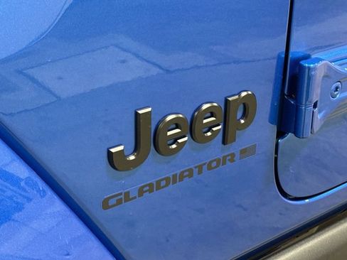 New 2026 Jeep Gladiator Mojave AWD/4WD image 24