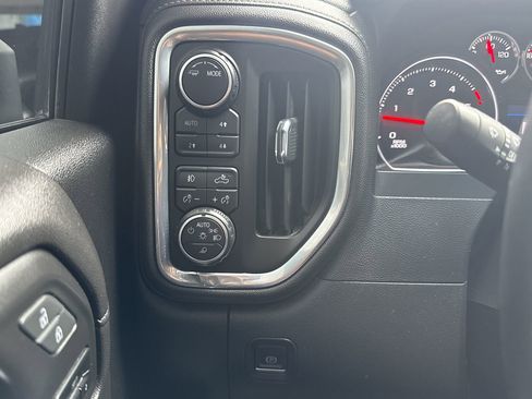 Used 2023 Chevrolet Silverado 2500 LTZ w/ LTZ Convenience Package image 16