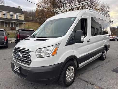 Used 2019 Ford Transit 150 XLT image 3