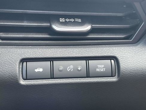 Used 2022 Nissan Altima 2.5 SV FWD image 25