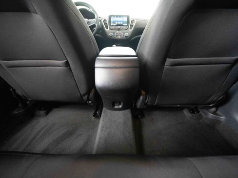 Used 2020 Chevrolet Malibu LS FWD image 22