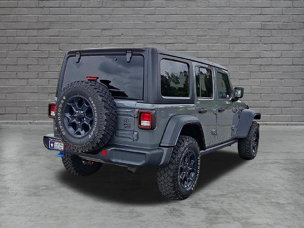 Used 2023 Jeep Wrangler Unlimited w/ Cold Weather Group AWD/4WD image 13