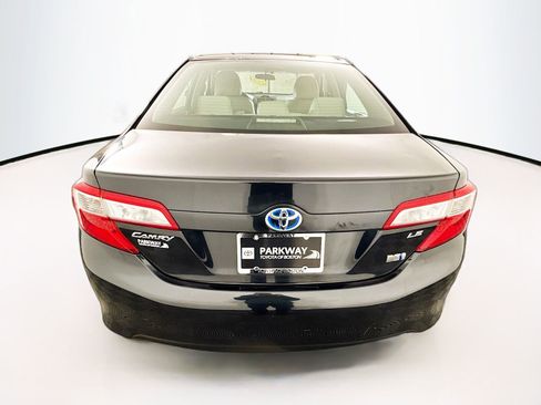 Used 2012 Toyota Camry LE image 6
