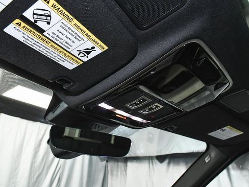 Used 2021 Land Rover Range Rover Westminster Edition image 41