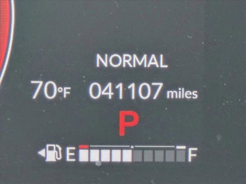 Used 2024 Honda CR-V LX image 12