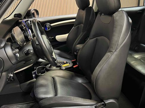 Used 2021 MINI Cooper SE w/ 6.5" Touchscreen Package FWD image 23