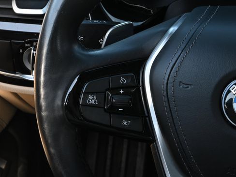 Used 2019 BMW 540i xDrive w/ Convenience Package image 35