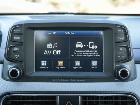 Used 2020 Hyundai Kona SEL Plus FWD image 17