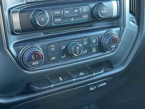 Used 2018 Chevrolet Silverado 1500 LT w/ All Star Edition image 25