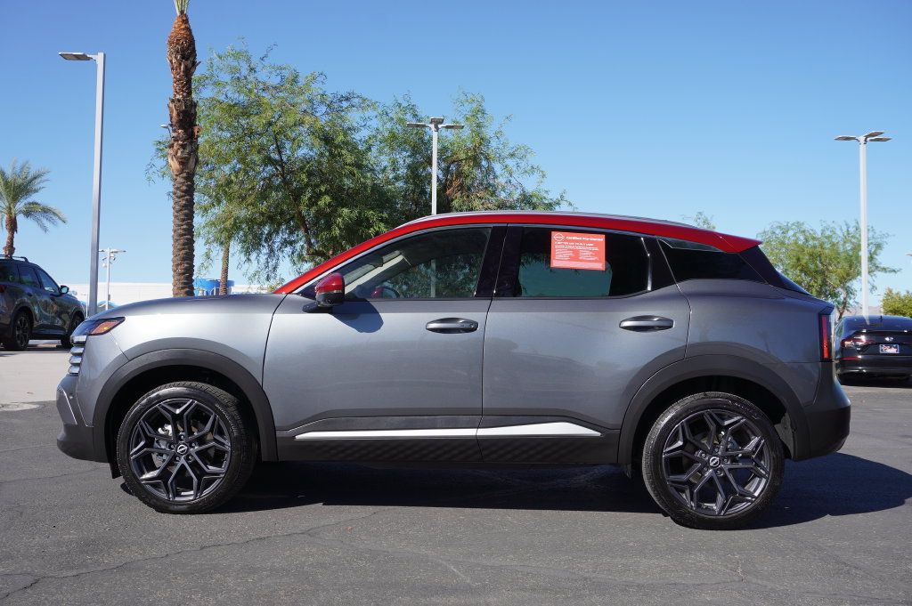 Certified 2025 Nissan Kicks SR FWD image 2