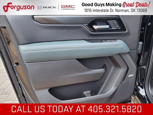 New 2026 GMC Yukon XL AT4 w/ AT4 Premium Plus Package AWD/4WD image 47