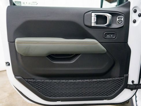 New 2026 Jeep Gladiator Mojave image 22