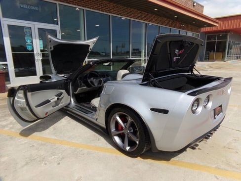 Used 2012 Chevrolet Corvette Grand Sport w/ 3LT Preferred Equipment Group RWD image 16