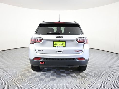 Used 2024 Jeep Compass Trailhawk AWD/4WD image 5
