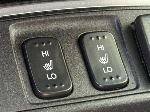 Used 2015 Honda CR-V Touring image 16