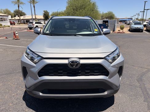 Used 2024 Toyota RAV4 XLE w/ Convenience Package FWD image 7