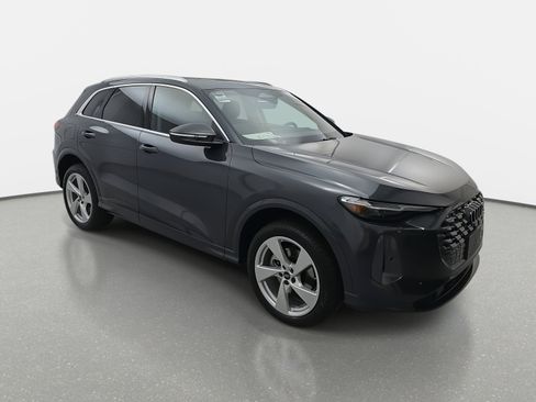 New 2025 Audi Q5 Premium Plus image 3